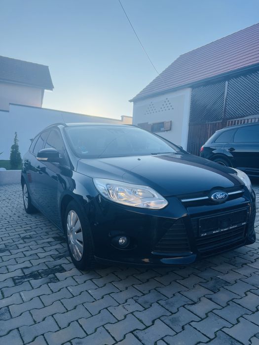 Ford focus kombilimusine