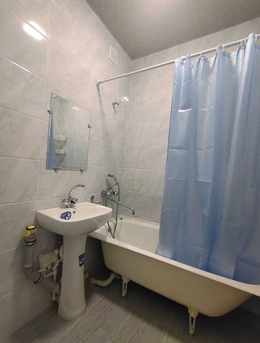 Продаётся 2/4/5 Художников