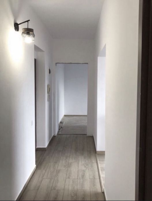 Zugrav servici premiu