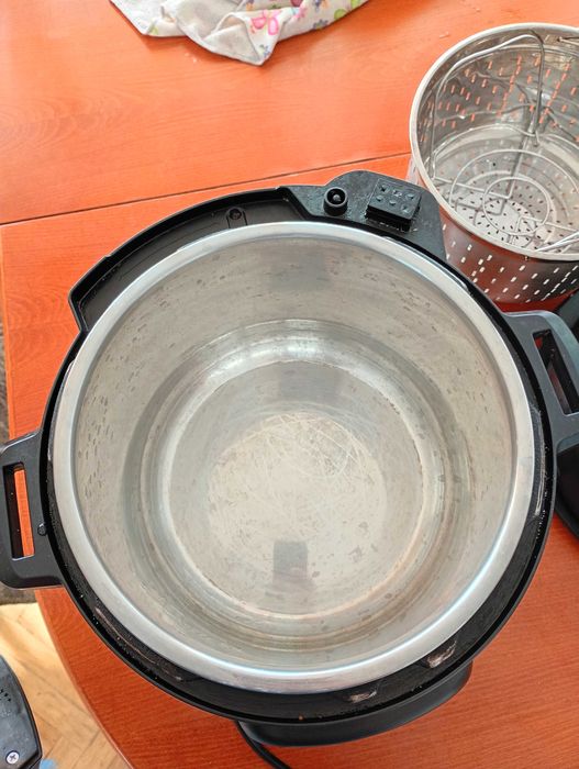 Instant pot duo plus мултикукър под налягане и Еър фрайър