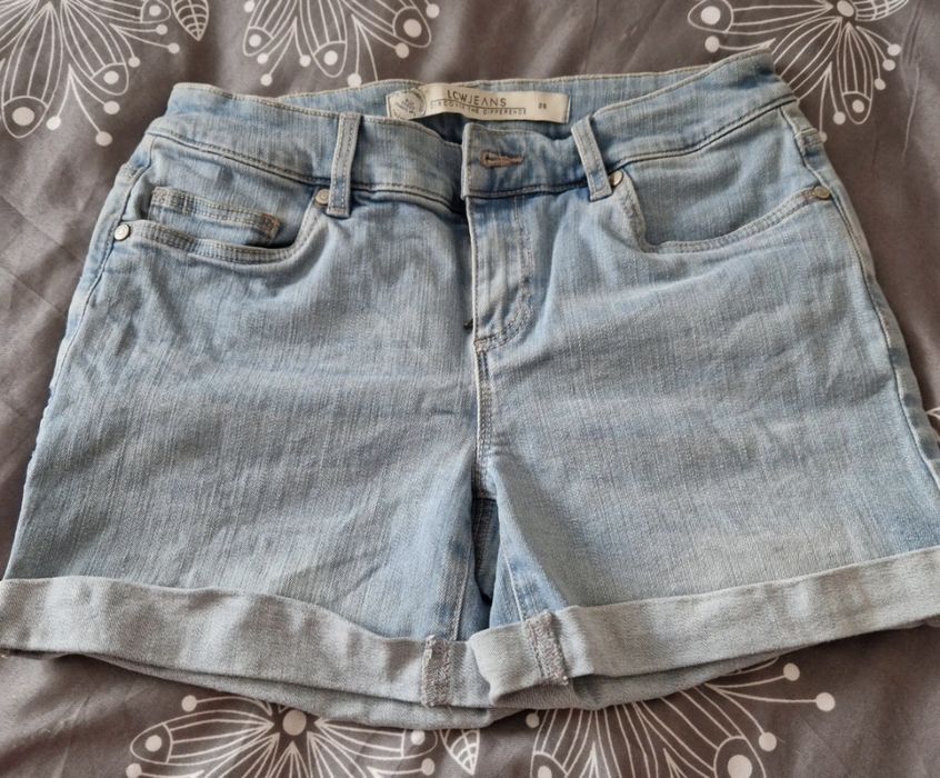 Pantaloni scurti LCW