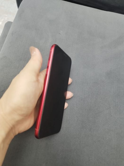 Продам Айфон- ХR