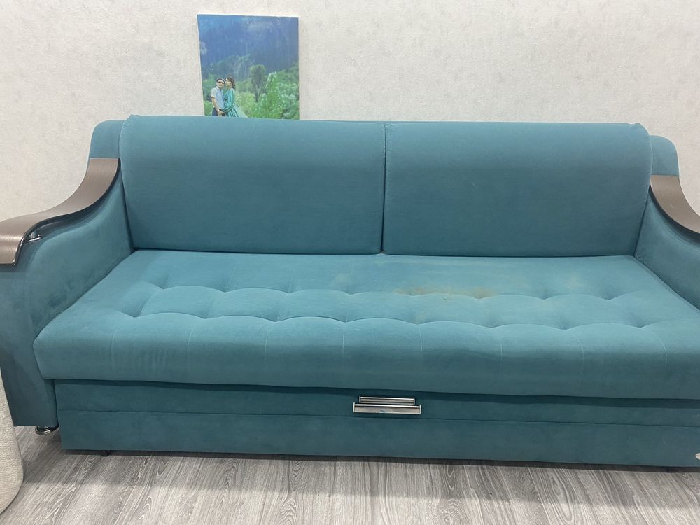 Продам диван в хорошем состоянии