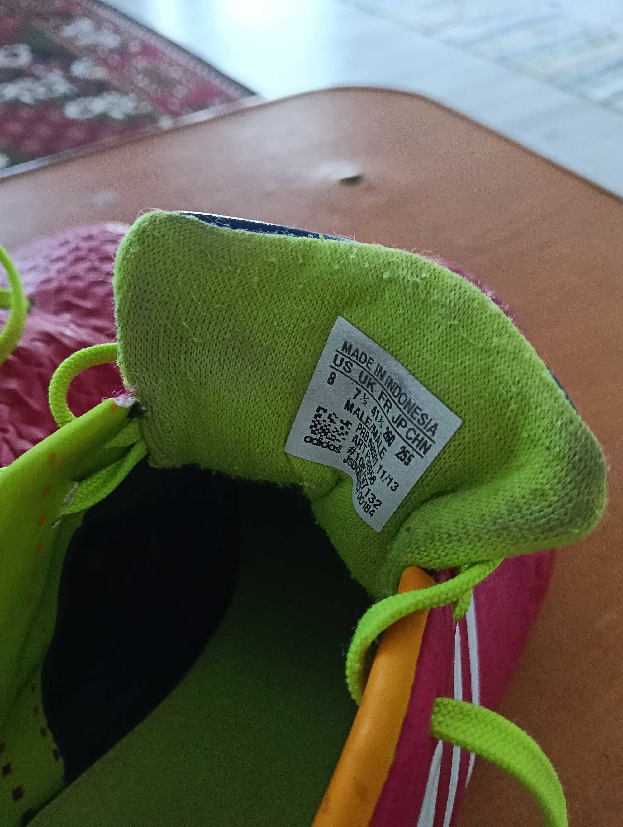 Ghete fotbal adidas predator Nr 41