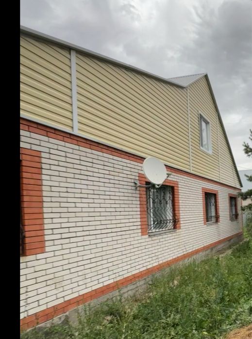 Дом на разбор 2013 года постройки , крыша на разбор