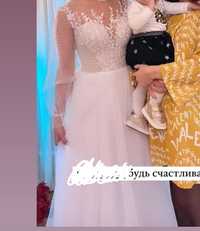 Свадебное платье в стиле бохо , надевала 1 раз на узату размер 42-44