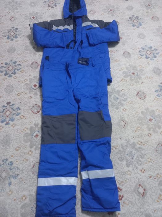 Спец одежда продам