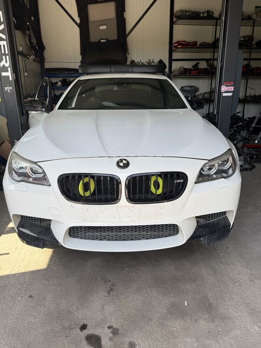 Челен удар бмв ф10 м5 bmw f10 m5 предница