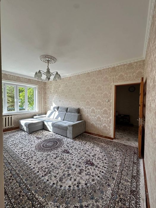 Продаётся 5-комнатная квартира 2-этаж КараКамиш