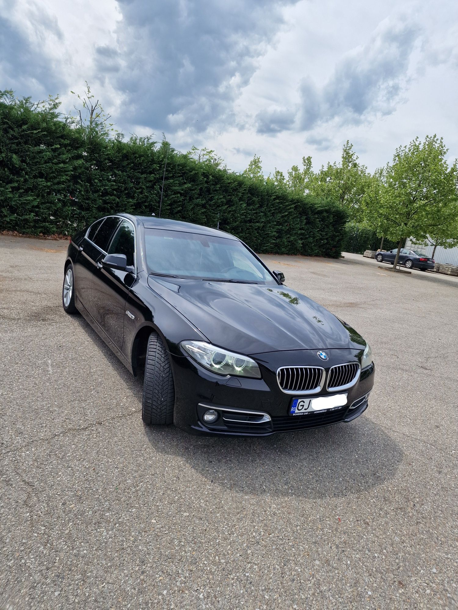 BMW 520 Model Luxury