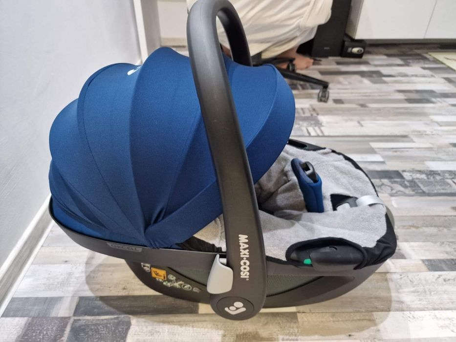 Vand Scoica Auto ISOFIX Maxi-Cosi Pebble 360 Essential Blue, 40-82 cm