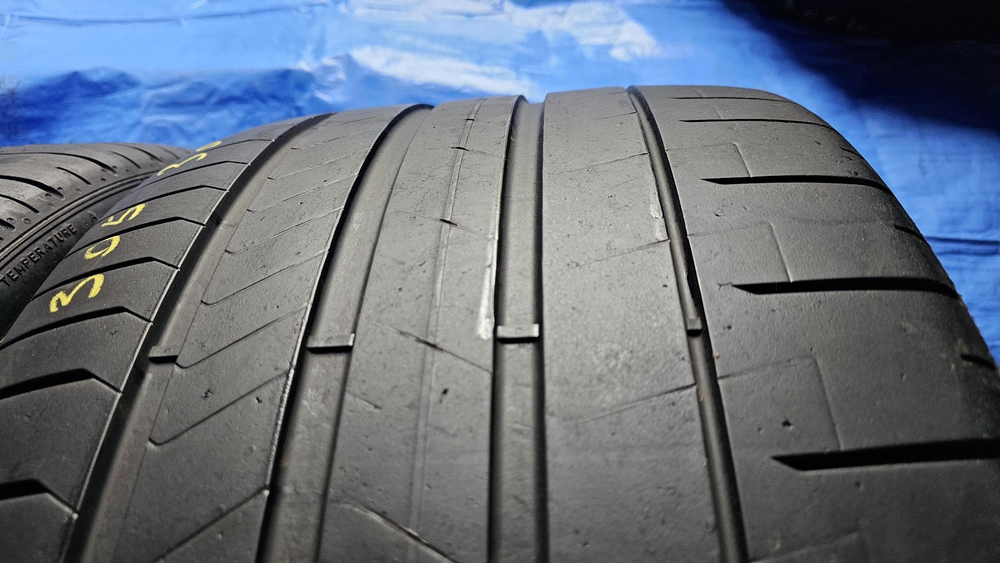 305 30 21 vara pirelli