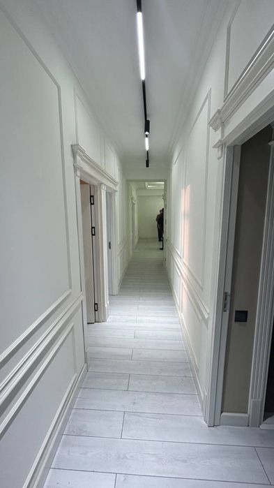 Продается 5ти ком квартира, ориентир: Госпитальный рынок, 155м²