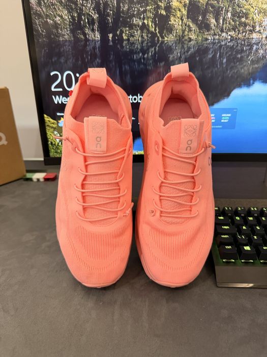 On Running x LOEWE Cloudtilt Wild Rose