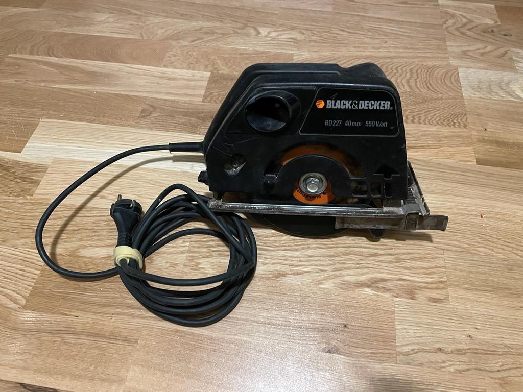 Fierastrau circular Black&Decker, 550W Germania