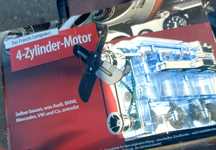 Macheta motor 4 pistoane scara 1:4