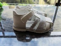 Детски сандали за момиче