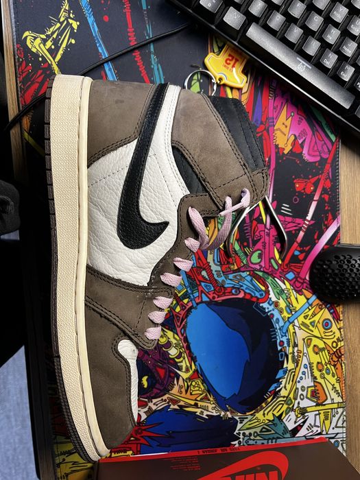 Nike Jordan 1 Travis Scott Mocha