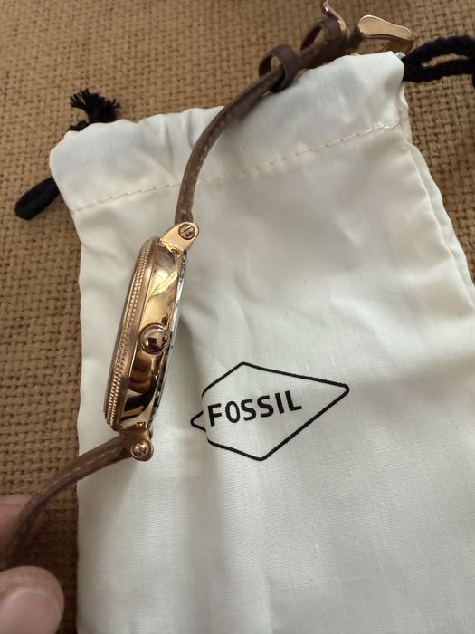 Fossil дамски часовник