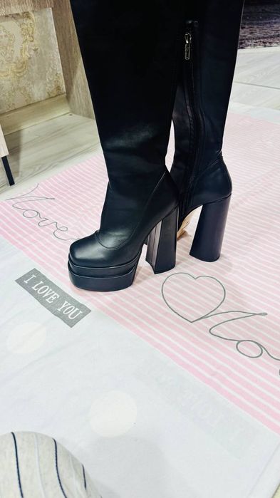 Трендовые ботфорты новые