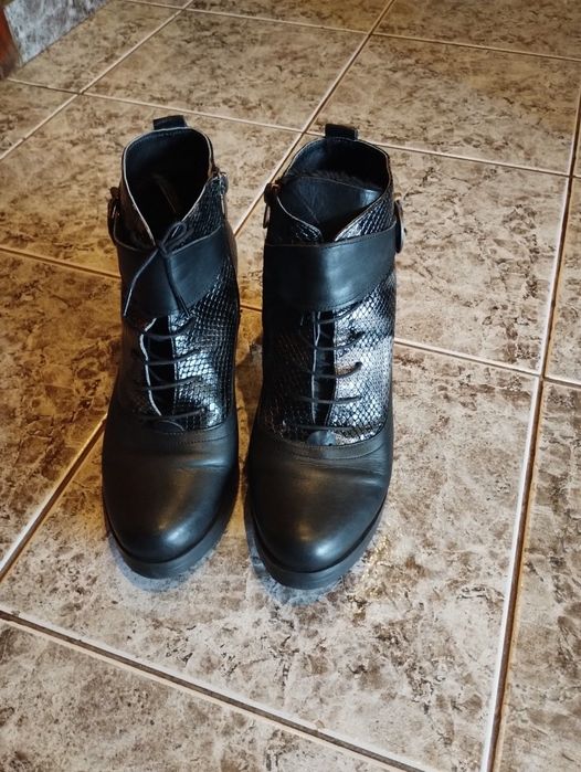 Боти естествена кожа