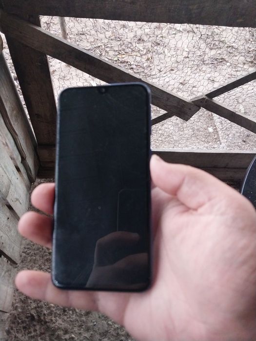 Vand samsung a40 de piese