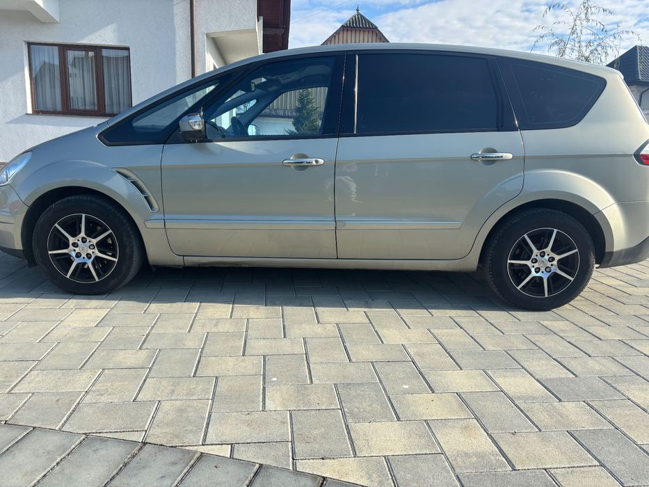 Vând Ford S Max 2009  2.2 tdi