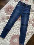 Blugi Stradivarius marimea 36!