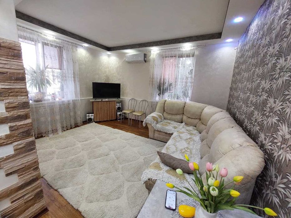 Продам 3 комн. кв., в районе Дворца Молодежи