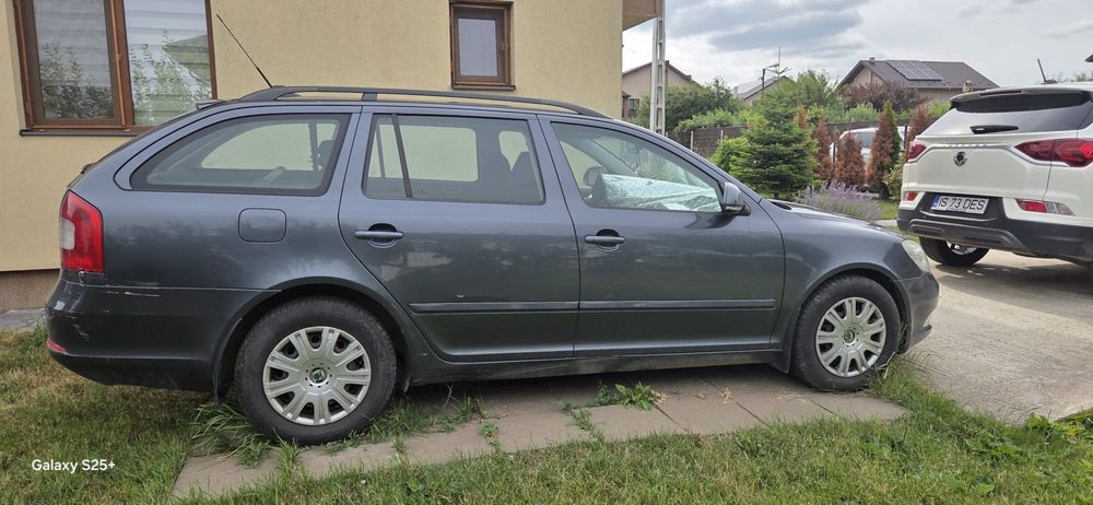 Vând Skoda Octavia 2