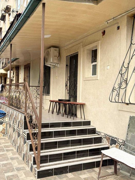 Сдаётся 3-комнатная квартира в Юнусабадском районе на 1 этаже