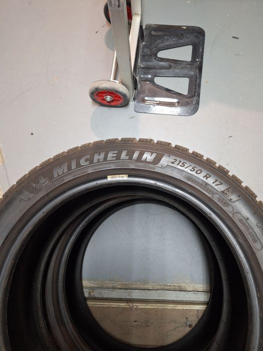 2 броя зимни гуми Michelin Alpin a6 215 50 17.