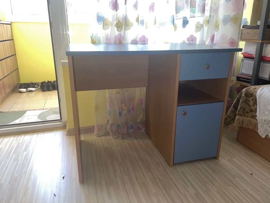 Ученическо офис бюро