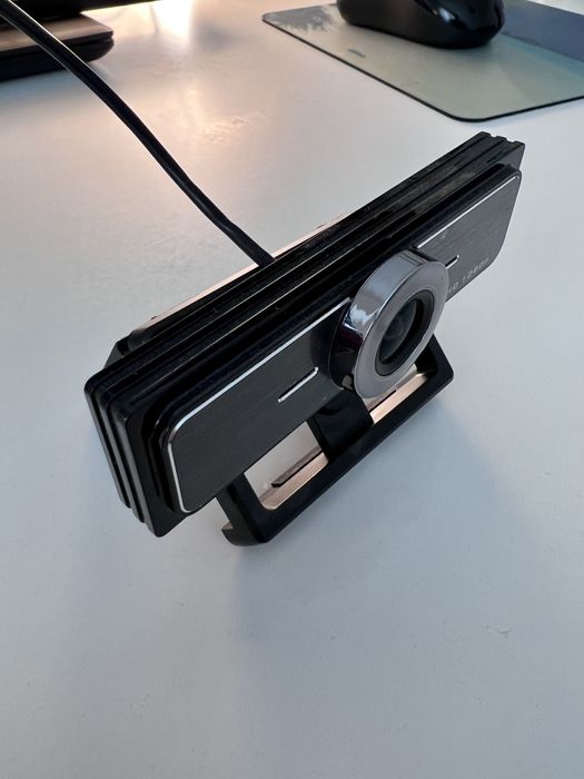 Vand webcam Genius 1080p cu microfon incorporat
