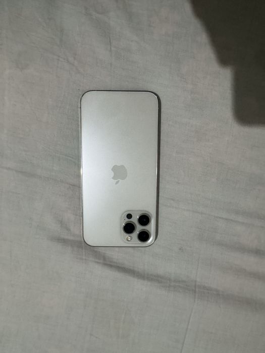 Iphone 12 pro max ideal