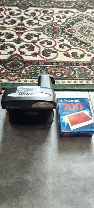 Продаётся фотоаппарат Polaroid 790