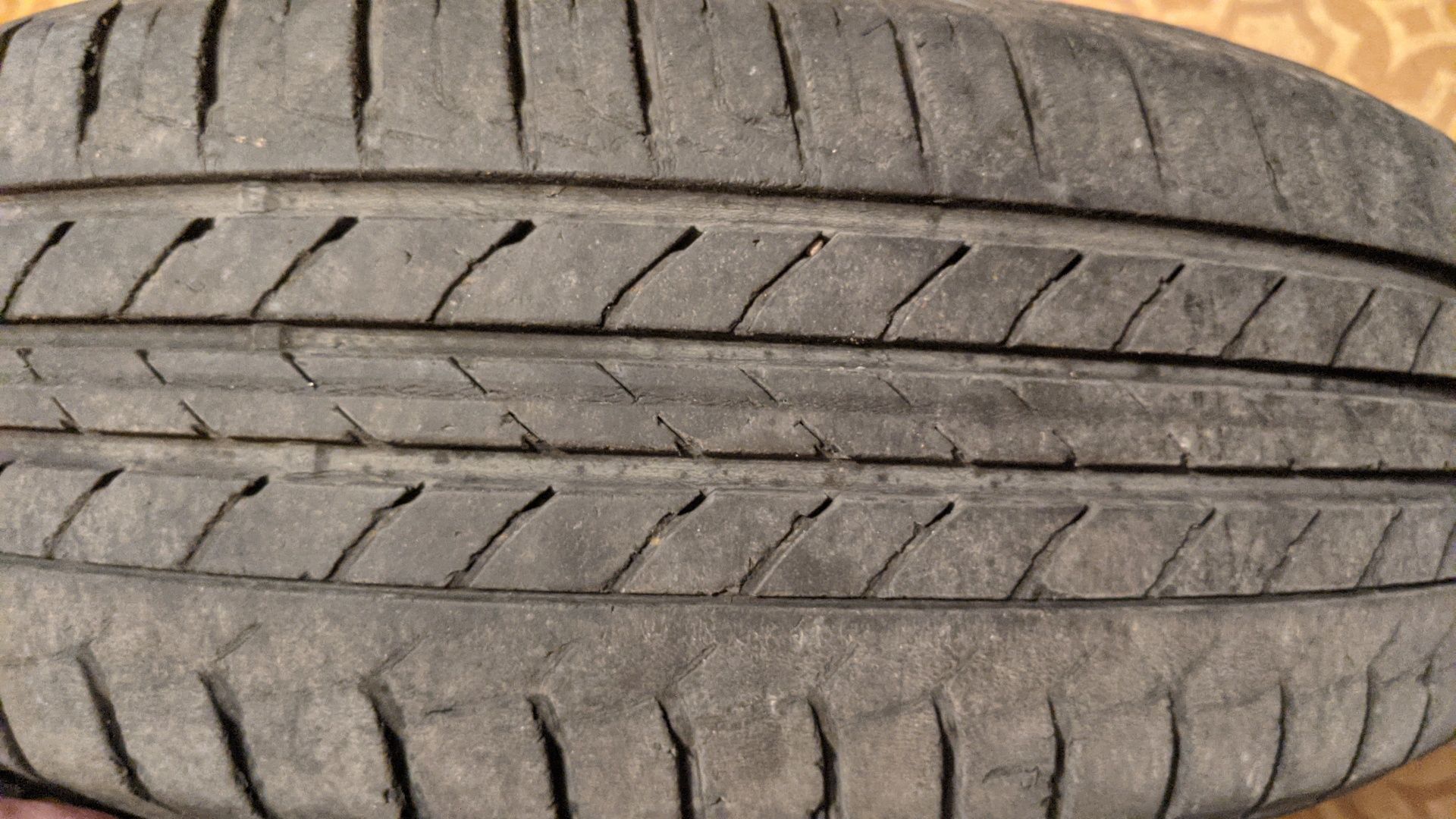 4 железни джанти с летни гуми Goodyear 185/65/15