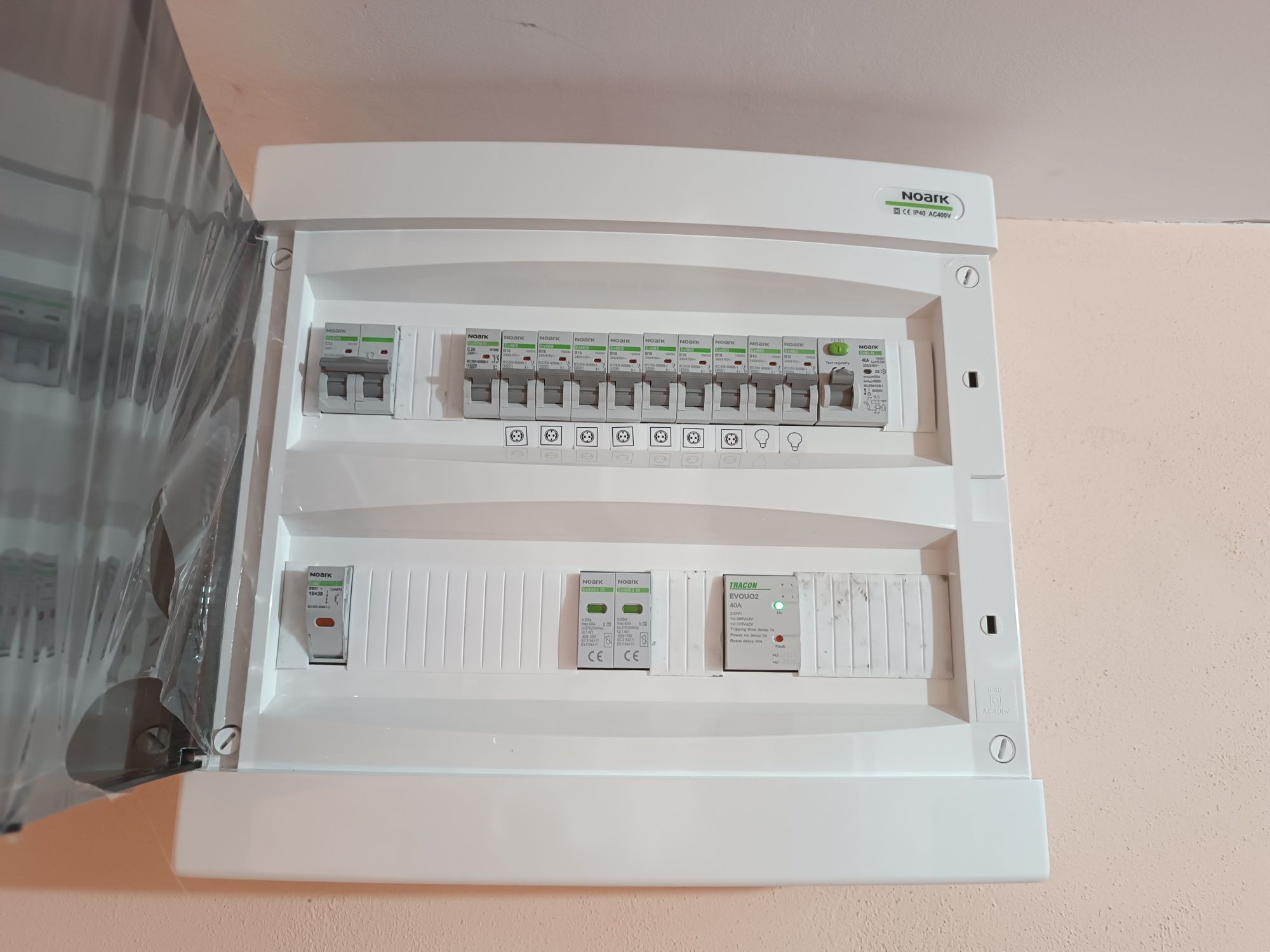 Electrician instalatii și Interventii Oradea
