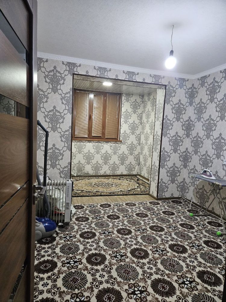Сдается трехкомнотная квартира в Микроройоне.
