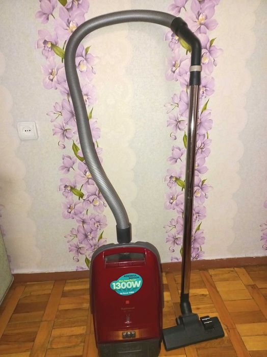 Пылесос NATIONAL MC-4760 / Made in Malaysia