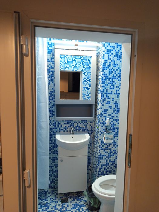 Închiriez garsonieră