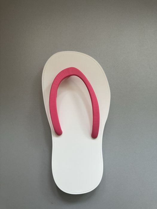 Cutie depozitare în formă de șlap