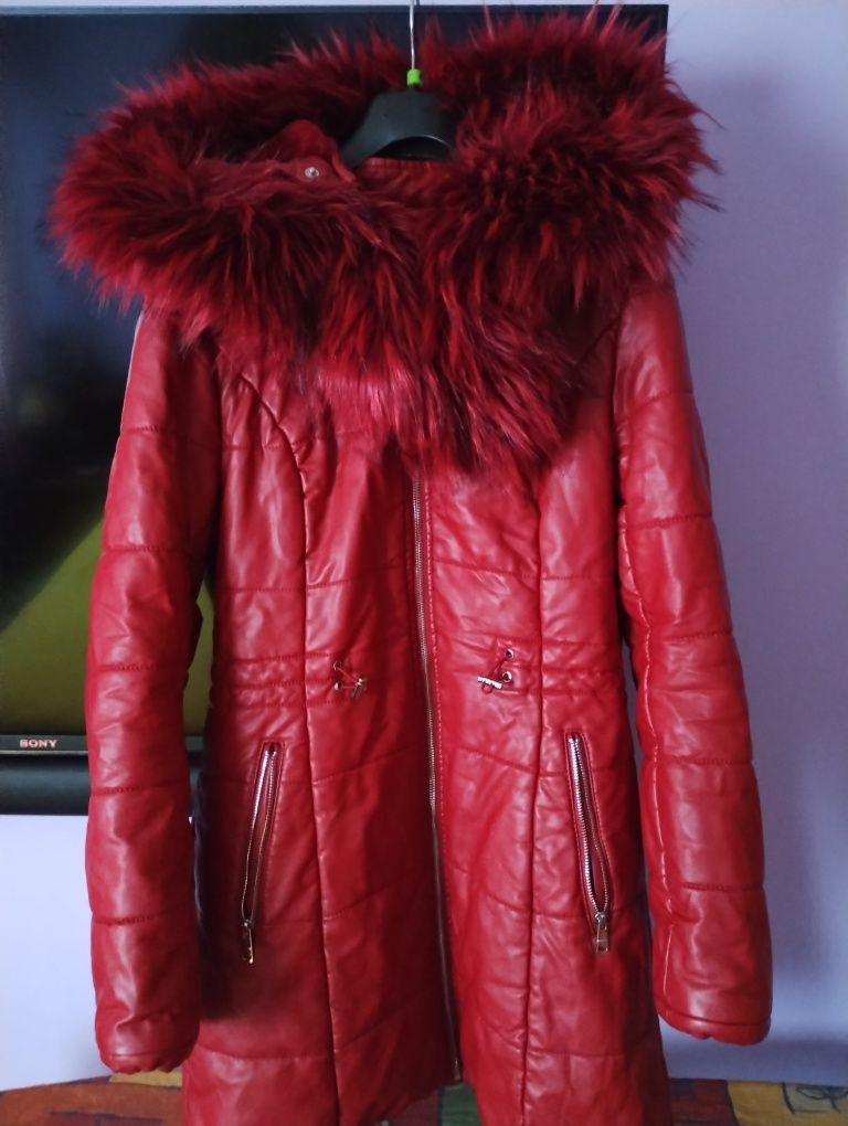 Палто Яке червено кожено