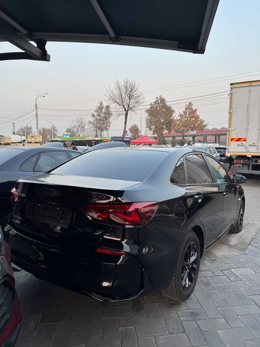 Monza-1,5 atmosferniy,rangi qora