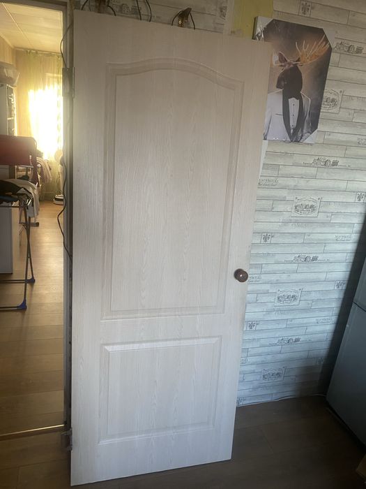 Дверь межкомнатная 200х80. Состояние идеал