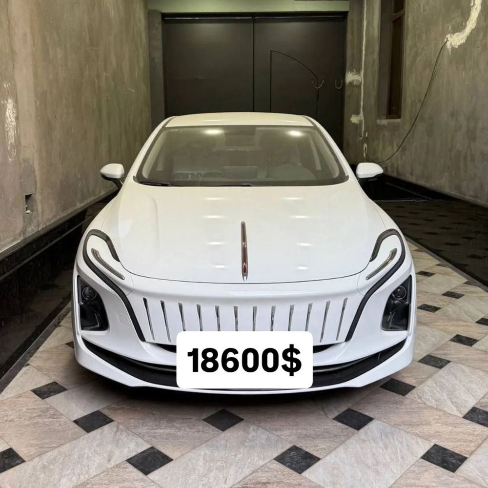 Hongqie E-QM5 500km