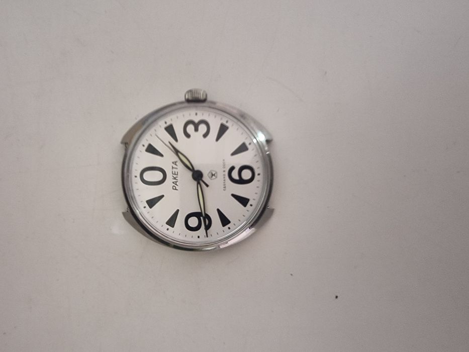 Часы Спутник и Зеро