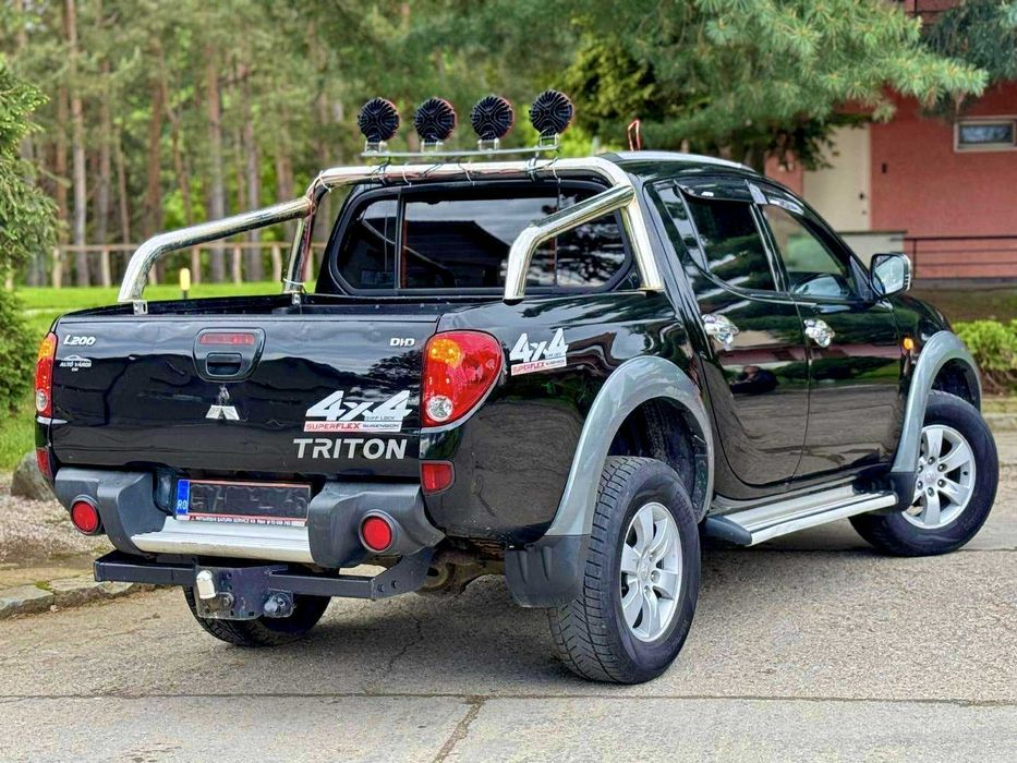 - IMPECABIL Mitsubishi L200 2.5Di-D178cp TRITON Full