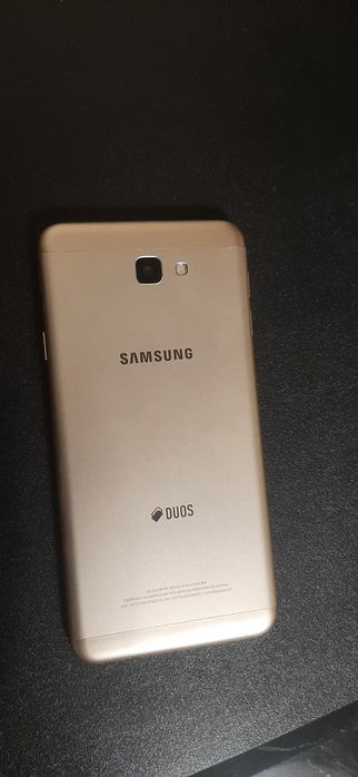 Samsung j7 prime.e