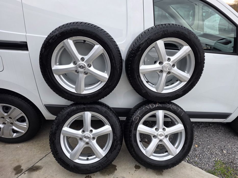 Лети джанти със зимни гуми за SKODA YETI 2013г